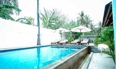 Villa Luna Pool Side Loungers | Gili Trawangan, Lombok