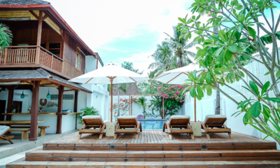 Villa Luna Pool Side Sun Beds | Gili Trawangan, Lombok