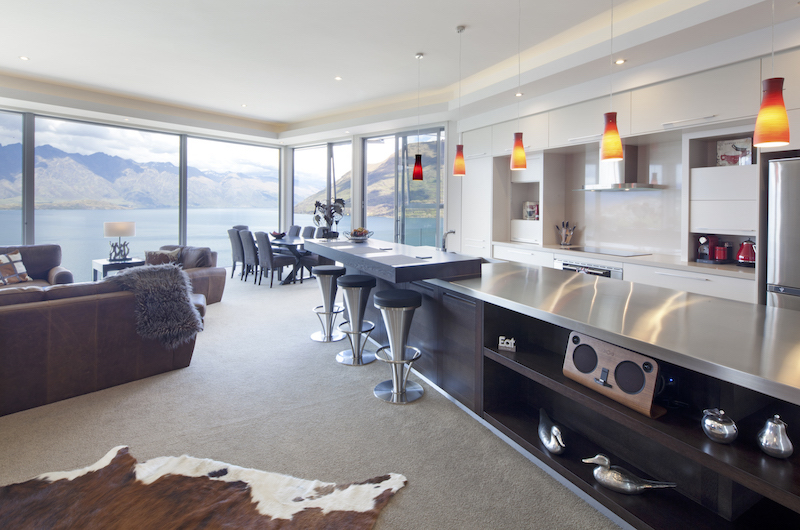 Aspen House Open Plan Kitchen and Living Area with Lake View | Queenstown, Otago