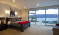 Aspen House Bedroom with Wooden Deck | Queenstown, Otago
