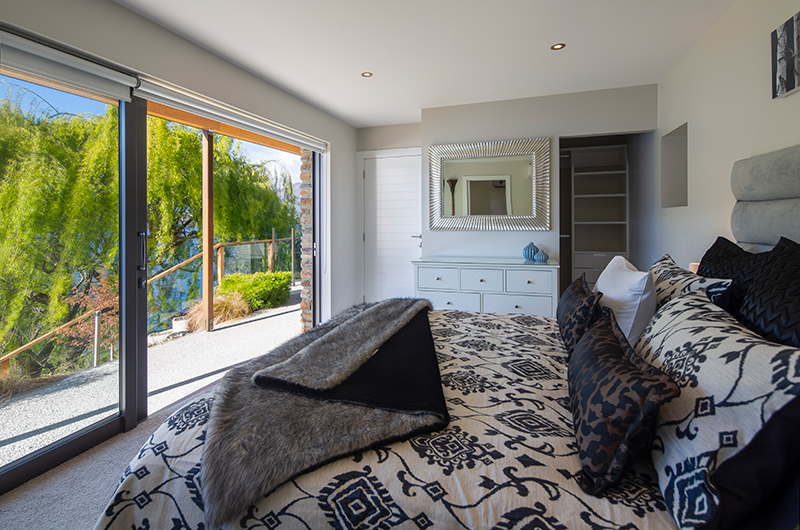 Kohanga Luxury Lakeside Villa Master Bedroom | Queenstown, Otago Kohanga Luxury Lakeside Villa Master Bedroom | Queenstown, Otago
