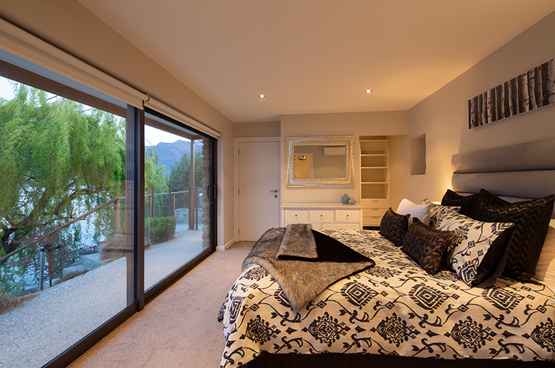 Kohanga Luxury Lakeside Villa Bedroom | Queenstown, Otago