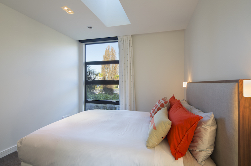 Sunrise Bay Guest Bedroom | Wanaka, Otago