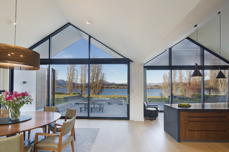 Sunrise Bay Open Plan Living Room | Wanaka, Otago
