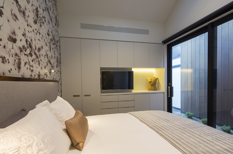 Sunrise Bay Bedroom with TV | Wanaka, Otago