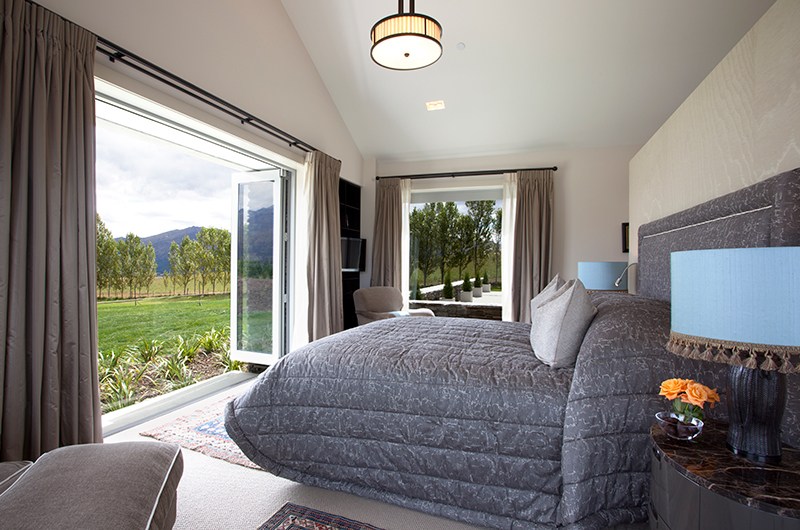 Villa Kumanu Spacious Bedroom One | Arrowtown, Otago