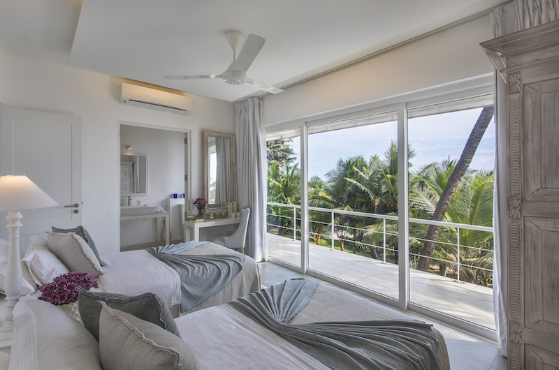 The Sandals Twin Bathroom Three with Outdoor View | Ambalangoda, Sri Lanka