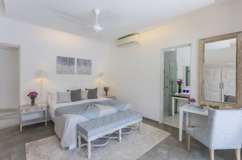 The Sandals Bedroom and Bathroom One | Ambalangoda, Sri Lanka