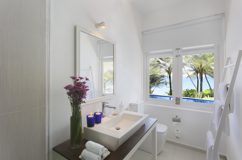 The Sandals Bathroom One | Ambalangoda, Sri Lanka
