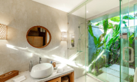 Villa Bella Bambu Bathroom with Shower | Pererenan, Bali