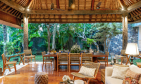 Villa Bella Bambu Dining Area | Pererenan, Bali