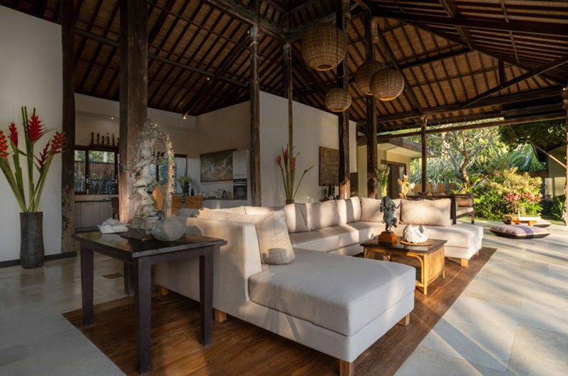 Villa Crystal Castle Indoor Seating | Ubud, Bali