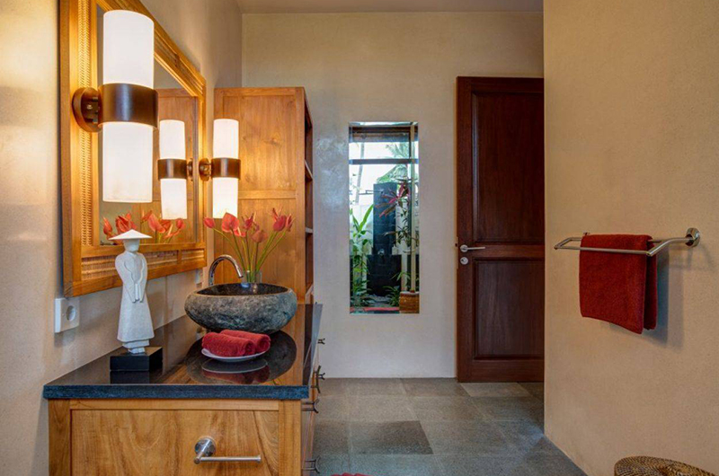 Villa Crystal Castle Tourmaline Bathroom | Ubud, Bali