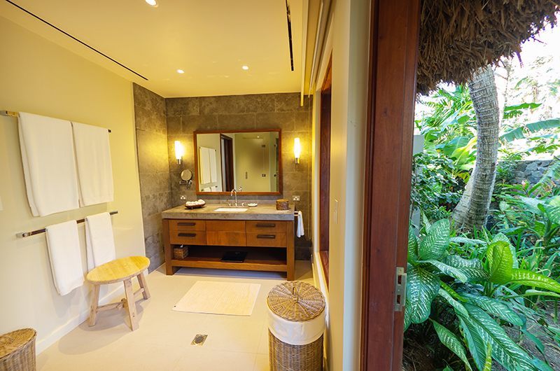 Kokomo Private Island Two Bedroom Villa Bathroom | Yaukuvelevu, Fiji