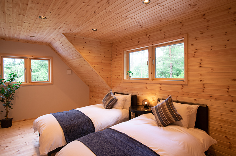 Villa Antelope Hakuba II Twin Bedroom | Hakuba, Nagano