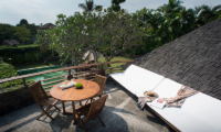 Villa Sin Sin Two Rooftop Dining Table | Umalas, Bali