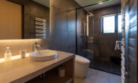 Kiraku Bathroom | Annupuri, Niseko