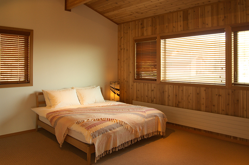 Mountain Ash Guest Bedroom | Annupuri, Niseko