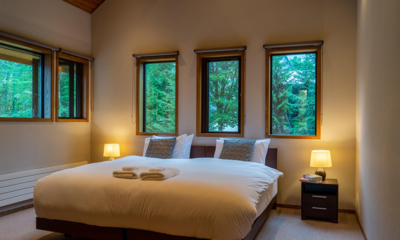 Starchase Bedroom with Side Lamps | Annupuri, Niseko