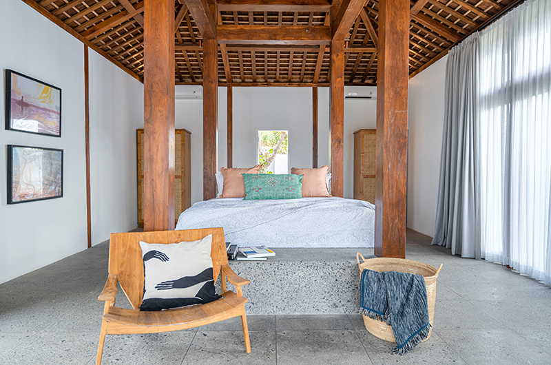 Mandala The Bay Bedroom with Seating | Nusa Lembongan, Bali