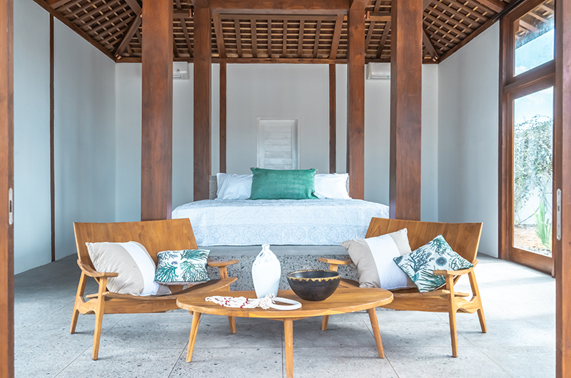 Mandala The Bay Bedroom with Four Poster Bed | Nusa Lembongan, Bali