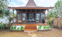 Mandala The Bay Bedroom Pavilion | Nusa Lembongan, Bali