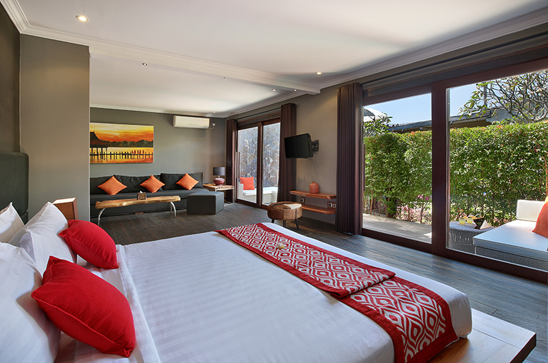 Villa Boutique Sunset Spacious Bedroom with Seating | Seminyak, Bali