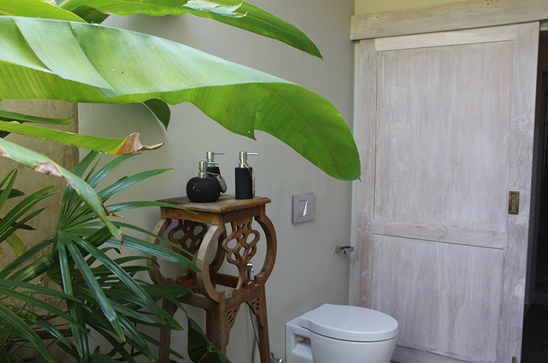 Cantaloupe House Bathroom Supplies | Ahangama, Sri Lanka