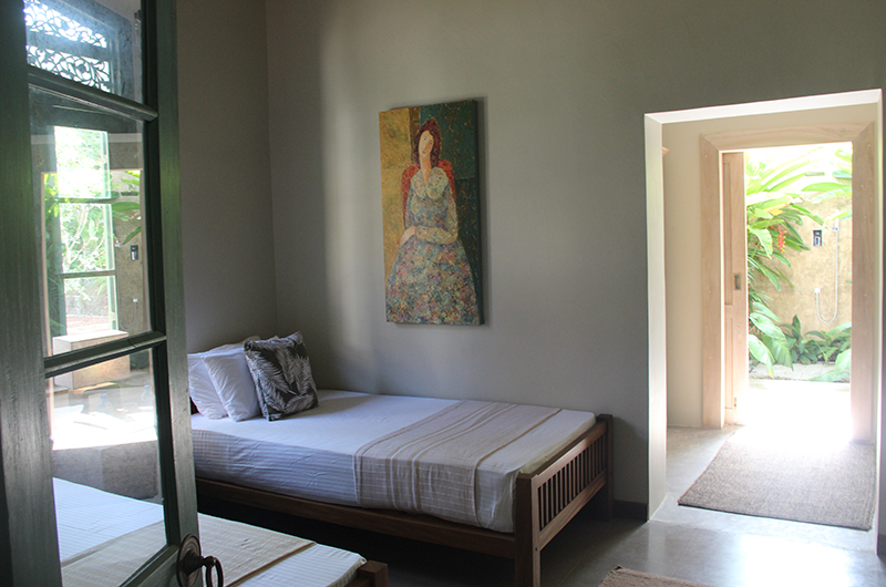 Cantaloupe House Guest Twin Bedroom | Ahangama, Sri Lanka