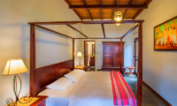 Three Sisters Beach House Guest Bedroom with Four Poster Bed | Matara, Sri Lanka