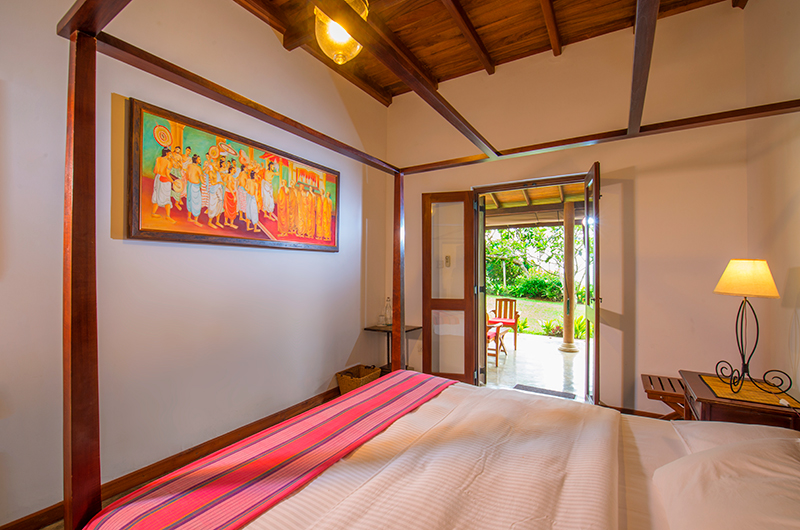 Three Sisters Beach House Spacious Bedroom | Matara, Sri Lanka