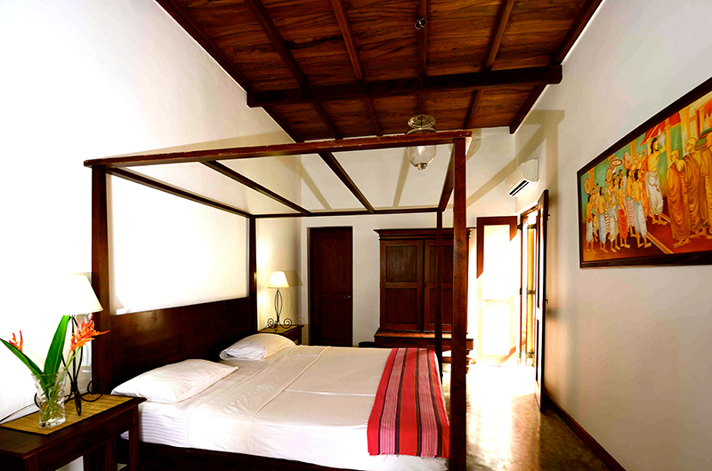 Three Sisters Beach House King Size Bedroom | Matara, Sri Lanka