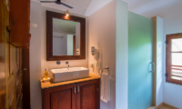 Three Sisters Beach House Vanity | Matara, Sri Lanka
