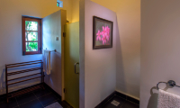 Three Sisters Beach House Bathroom | Matara, Sri Lanka