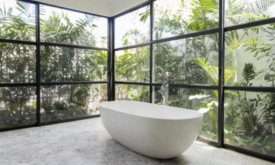 Mandala The Home Bathroom One with Bathtub | Canggu, Bali