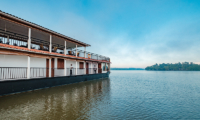 Flow Boat | Colombo, Sri Lanka