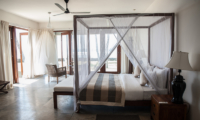 Kabalana House Bedroom with Four Poster Bed | Ahangama, Sri Lanka
