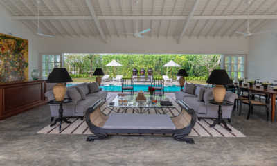 Leela Walauwwa Living Room | Induruwa, Sri Lanka