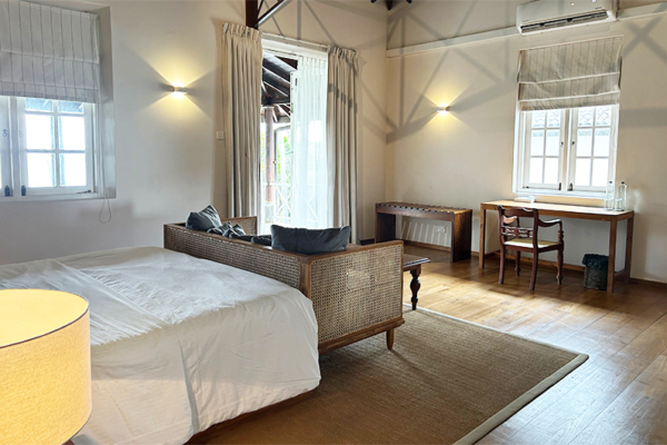 On The Rocks Master Bedroom | Unawatuna, Sri Lanka