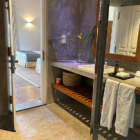 On The Rocks Second Bedroom and Bathroom | Unawatuna, Sri Lanka