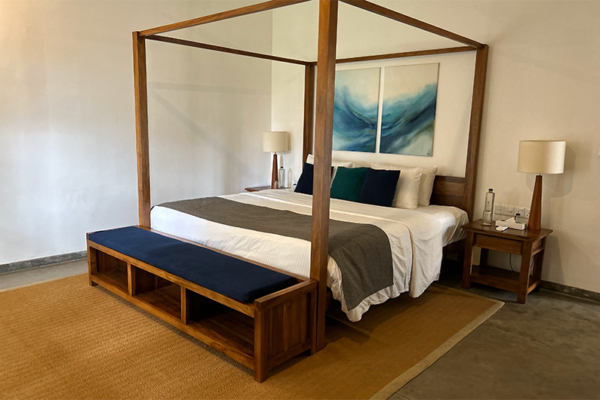 On The Rocks Sixth Bedroom with Four Poster Bed | Unawatuna, Sri Lanka