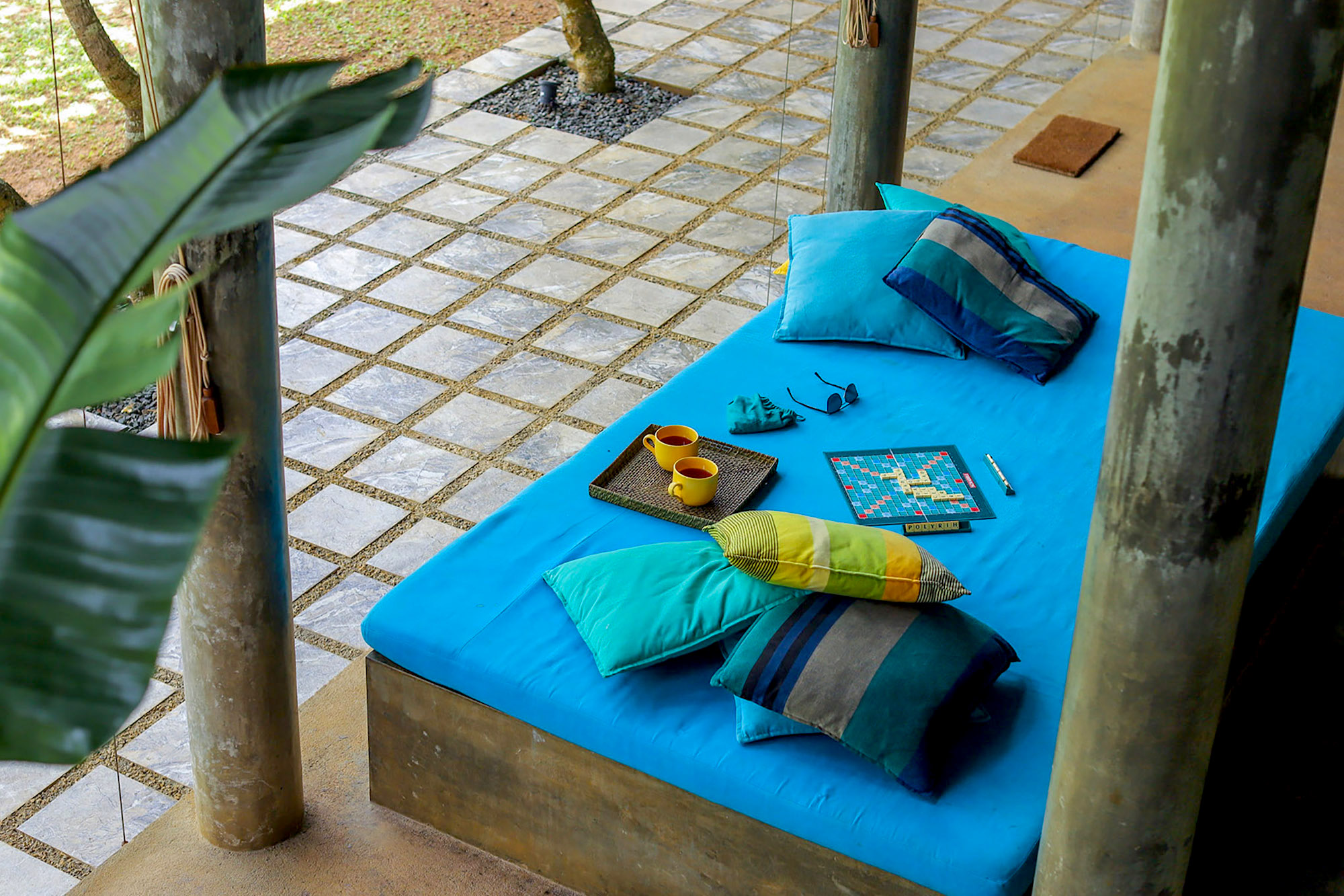 Sri Lanka Saffron Blue Daybed