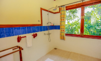 South Point Cottage Bathroom with Shower | Koggala, Sri Lanka