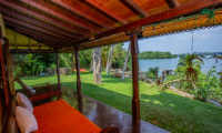South Point Cottage Couch | Koggala, Sri Lanka