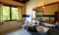 South Point Cottage His and Hers Vanity | Koggala, Sri Lanka