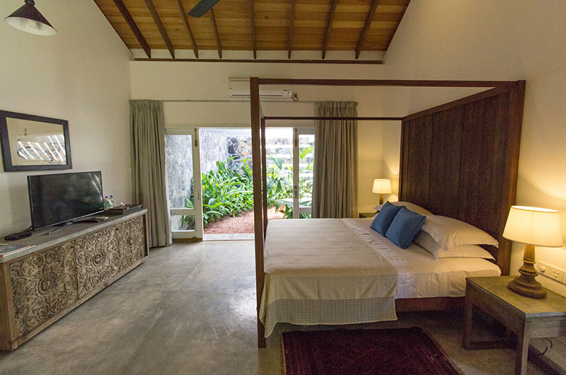 Villa Saffron Bedroom | Hikkaduwa, Sri Lanka Villa Saffron Bedroom | Hikkaduwa, Sri Lanka