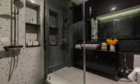 Villa Roong Arun Shower | Chaweng, Koh Samui