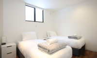 Mitsu Chalet Twin Bedroom | Hakuba, Nagano