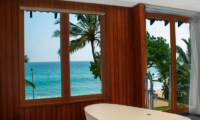 Ubuntu Beach Villas Bathtub | Mirissa, Sri Lanka