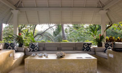 Why House Open Plan Seating Area | Talpe, Sri Lanka